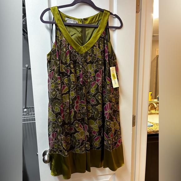 Maggy London Size 12 Silk Dress - Picture 5 of 5